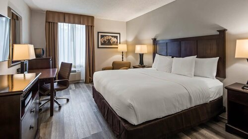 Внешний вид отеля Best Western Paramus Hotel & Suites в Парамасе, фото 2
