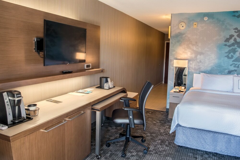 Фото Courtyard by Marriott Norwich