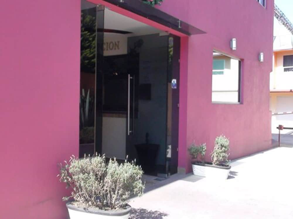 Фото Hotel & Villas 7