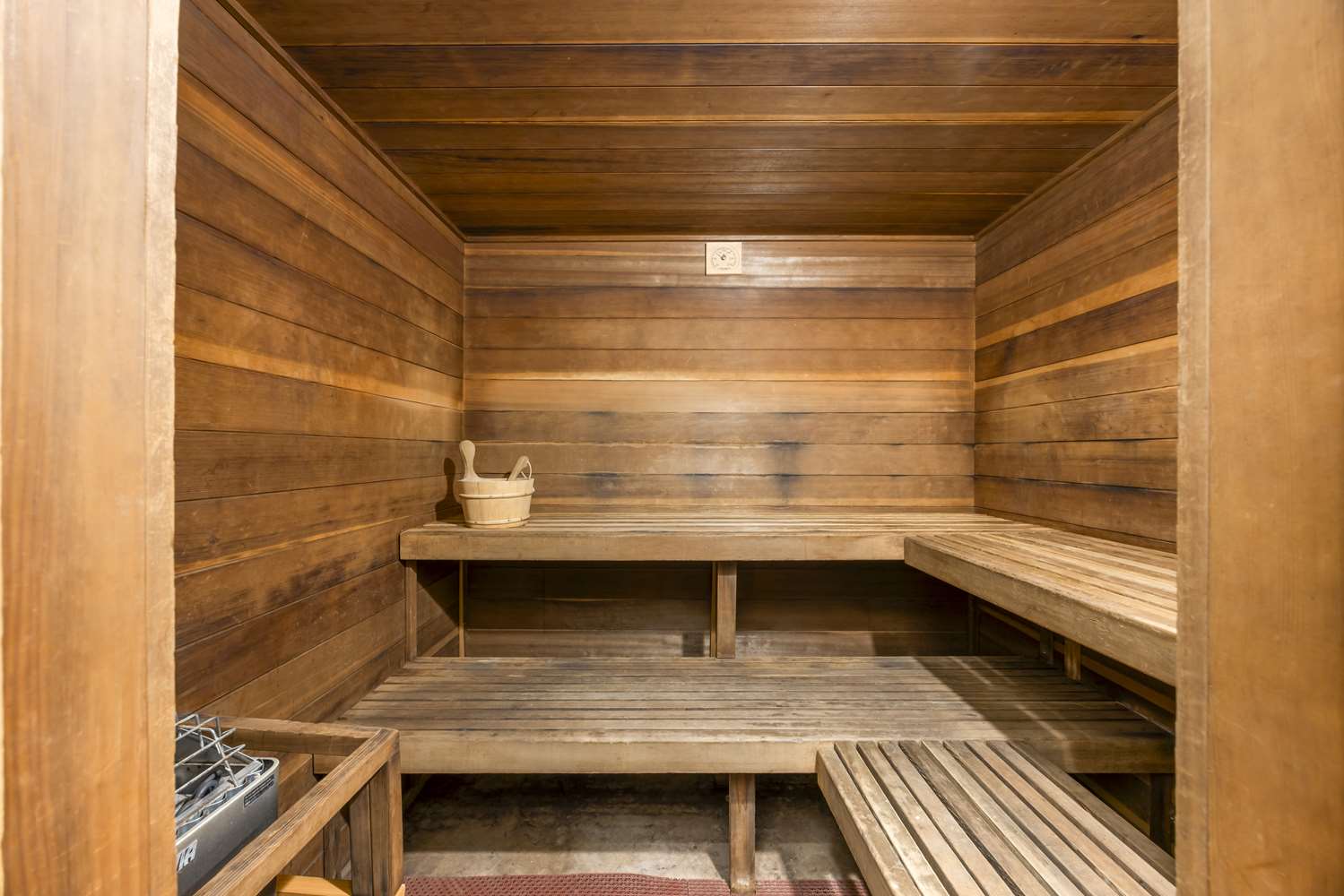 Фото Best Western Plus Mill Creek Inn