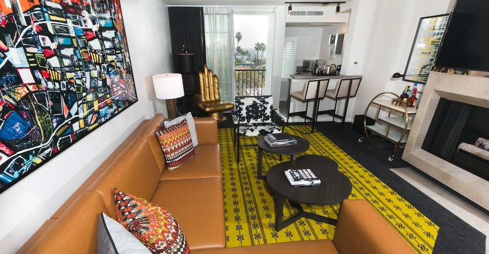 Фото Montrose at Beverly Hills