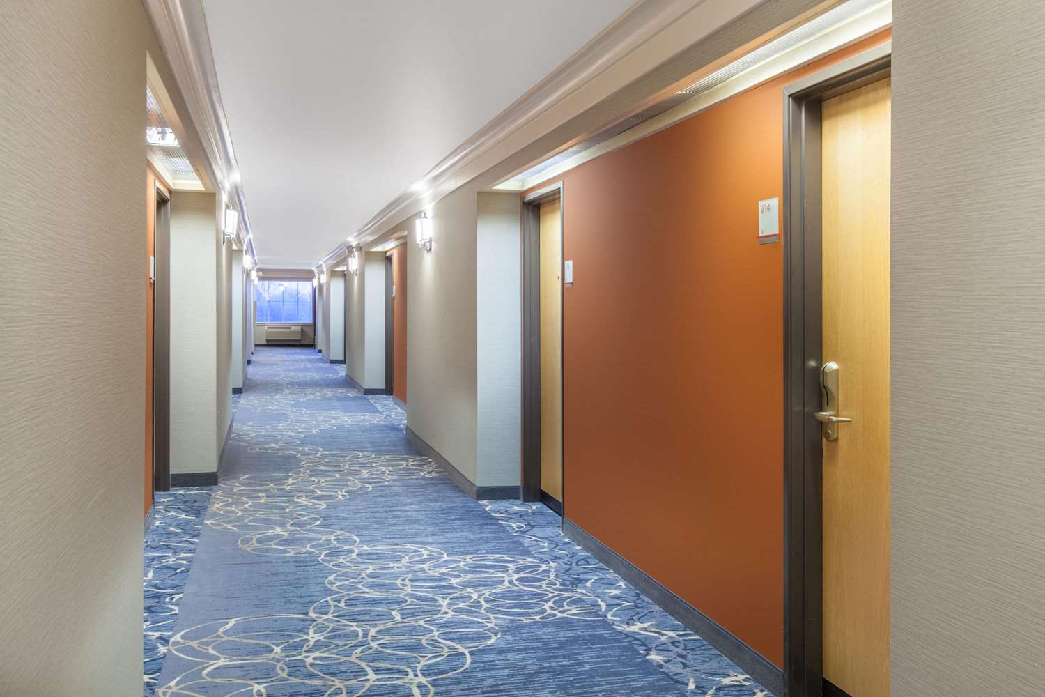 Фото Hawthorn Suites by Wyndham Livermore Wine Country