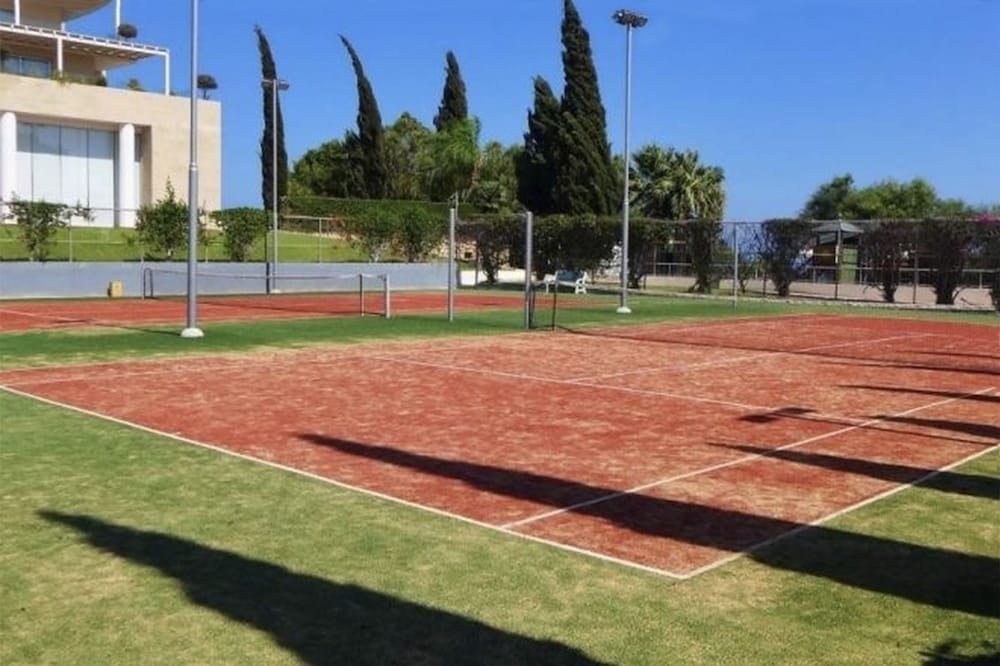 Фото Grecian Park Hotel