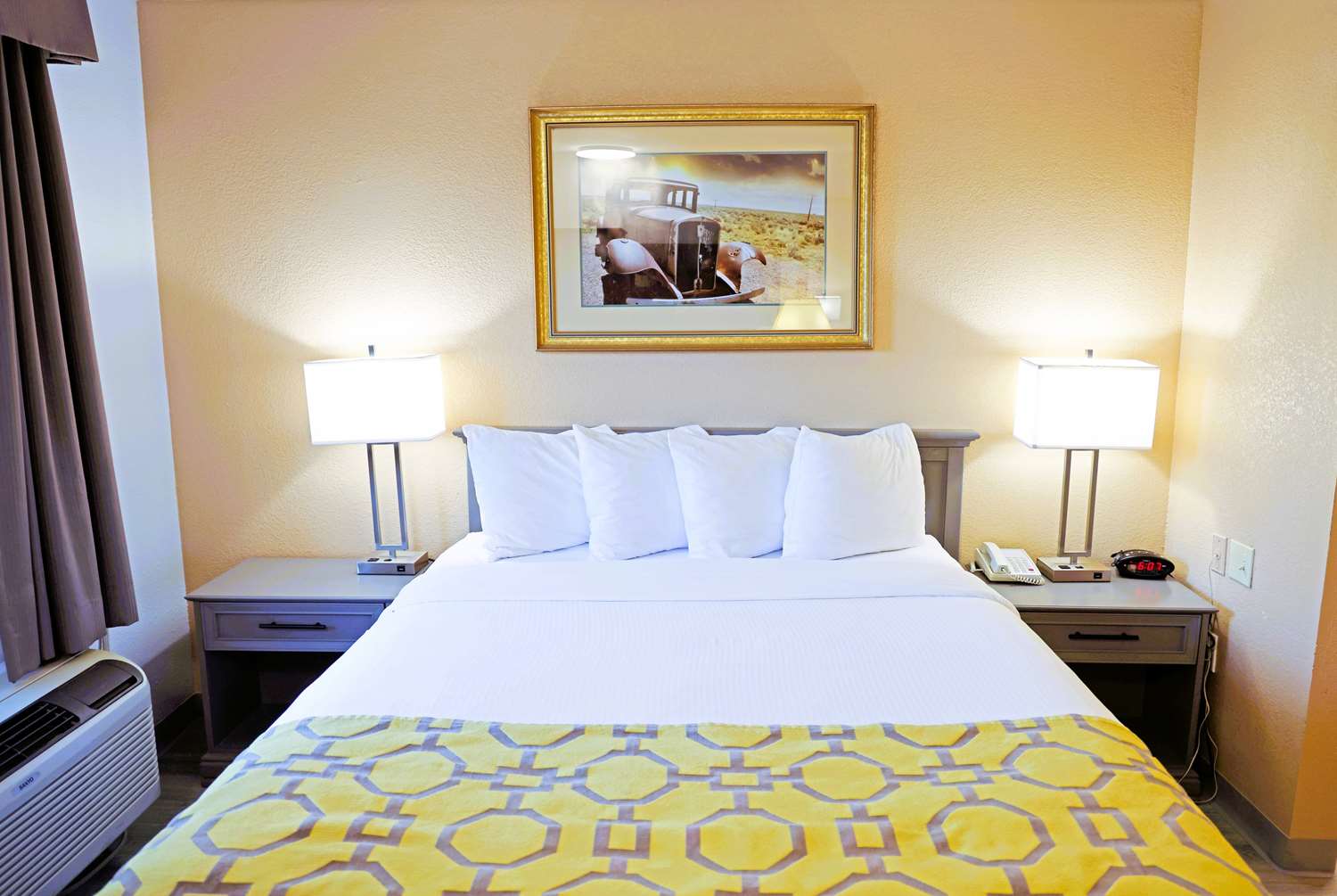 Фото Baymont by Wyndham Barstow Historic Route 66