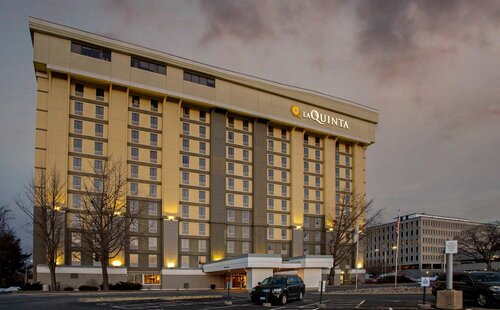 Гостиница La Quinta Inn & Suites by Wyndham Springfield Ma в Спрингфилде