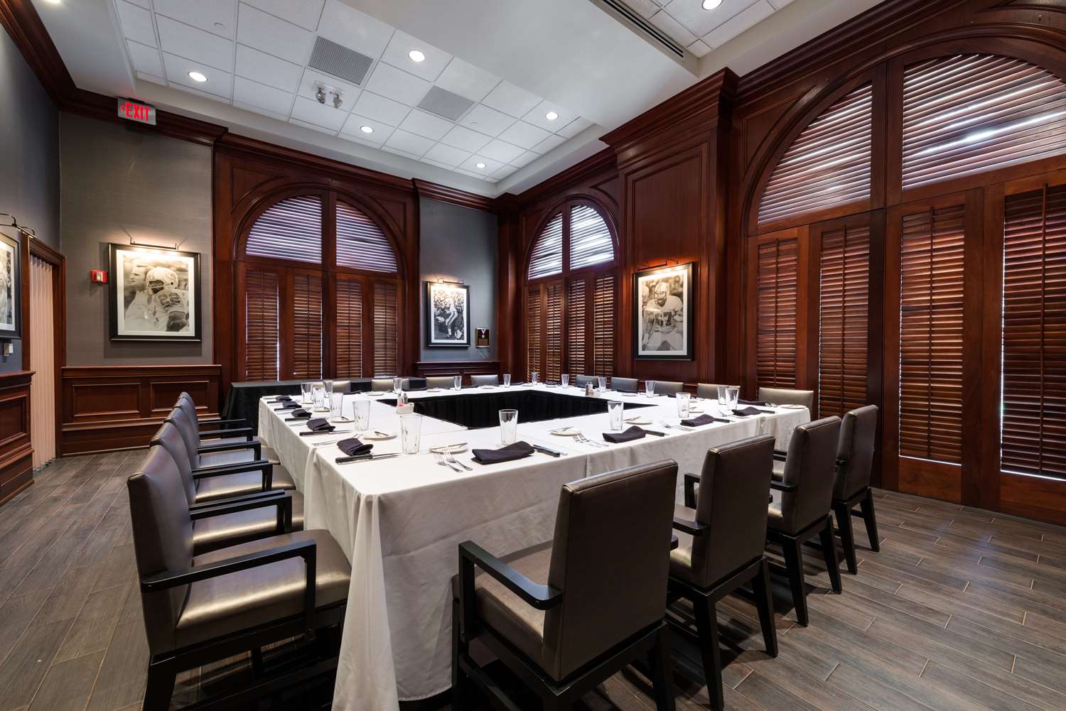 Фото Hilton Naples