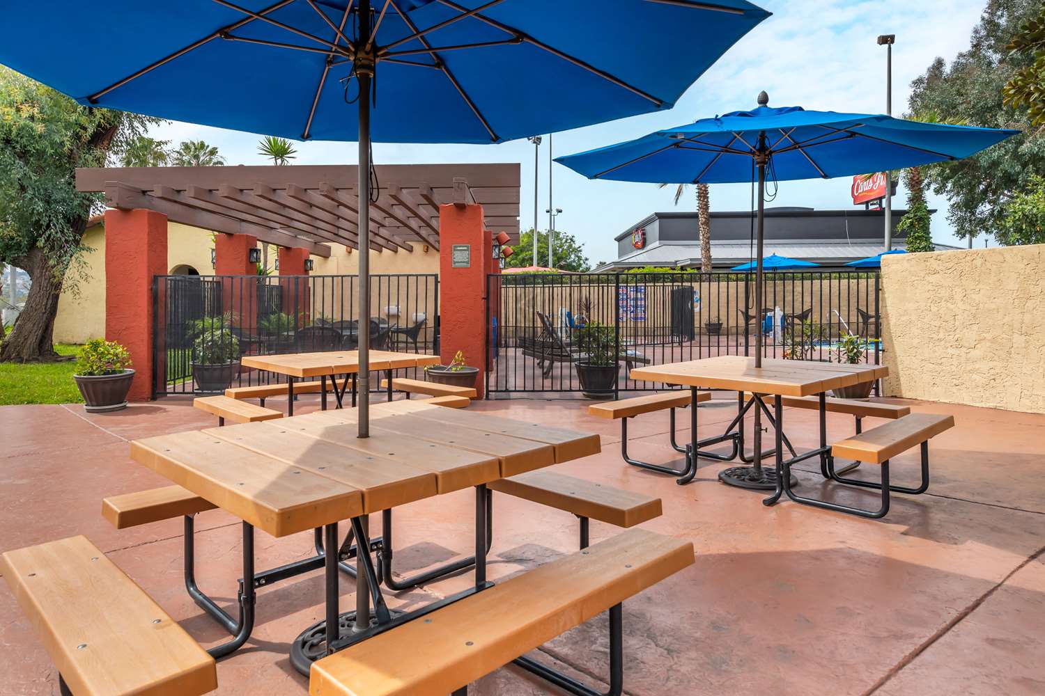 Фото Best Western Americana Inn