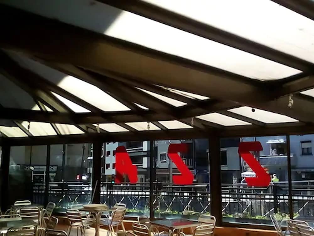 Фото Hotel Font del Marge