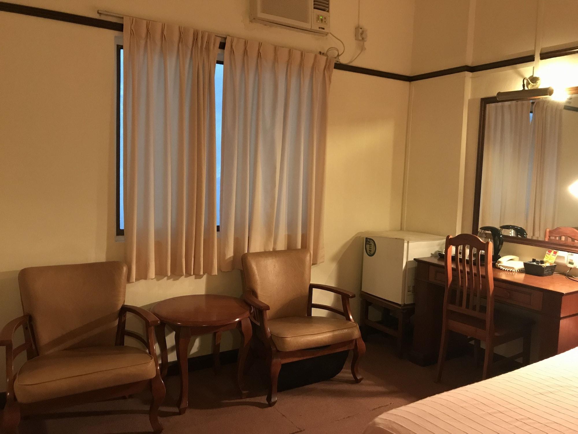 Фото South East Asia Hotel