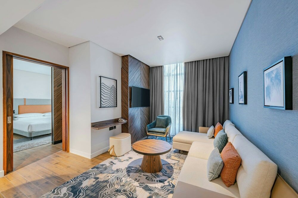 Фото Four Points by Sheraton King Abdulaziz Road