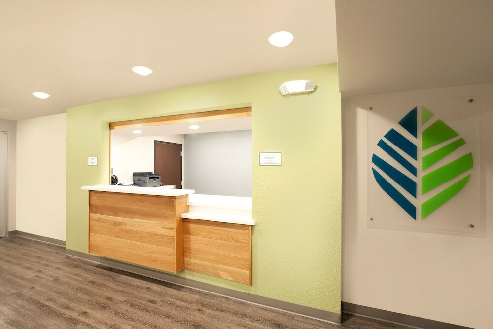 Фото WoodSpring Suites Dallas Plano Central Legacy Drive