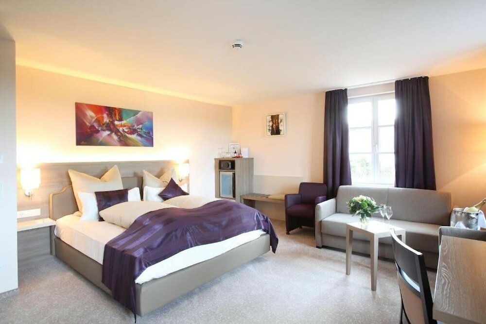 Фото Hotel MainChateau