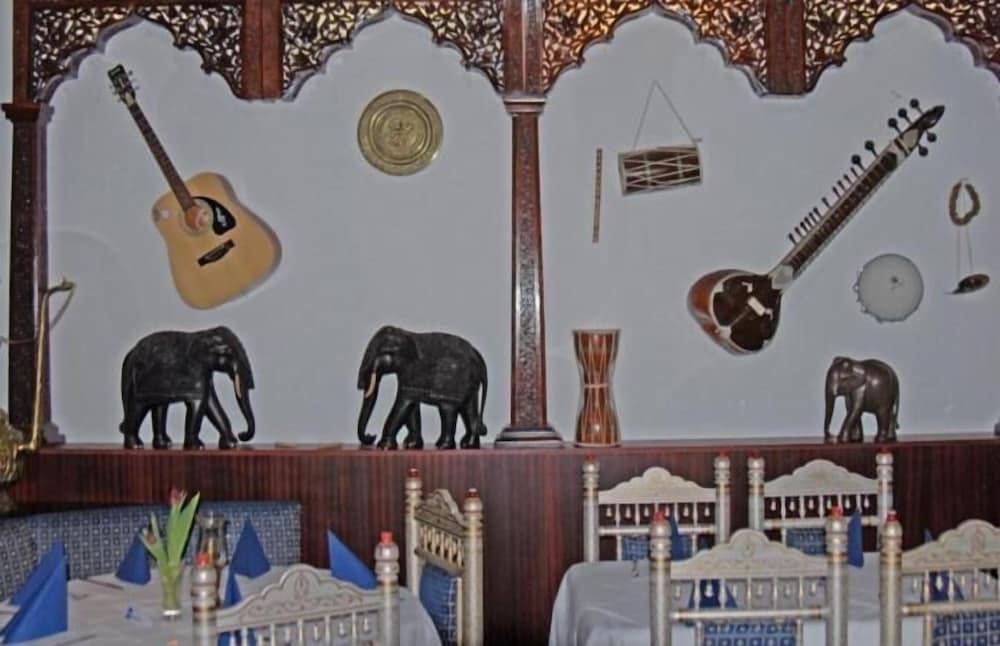 Фото Hotel Starkenburger Hof