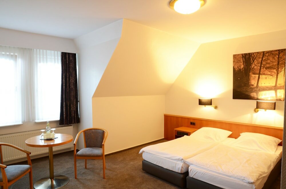 Фото Hotel Rheinischer Hof