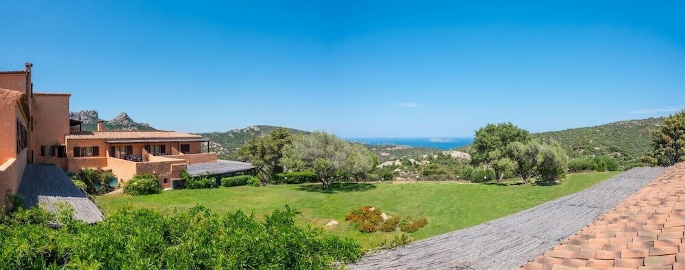 Фото Hotel Rocce Sarde