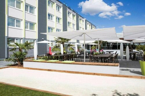 Внешний вид отеля Novotel Bordeaux Lac в Бордо, фото 3