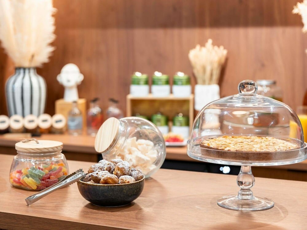 Фото Hôtel Mercure Rouen Centre Champ de Mars