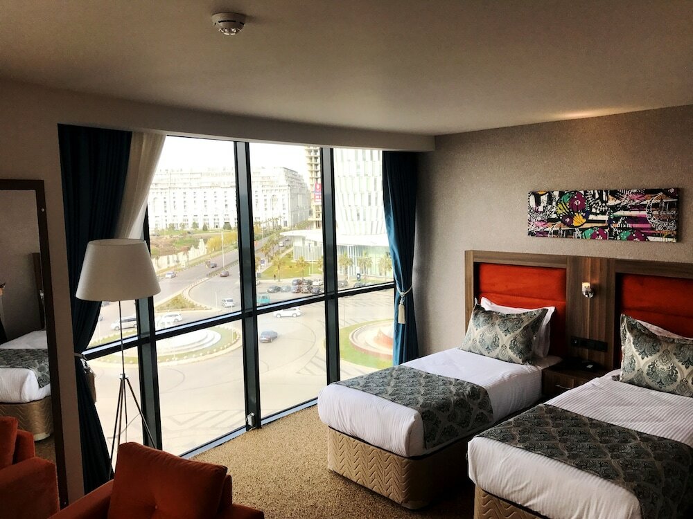 Фото Metro Sky Tower Batumi