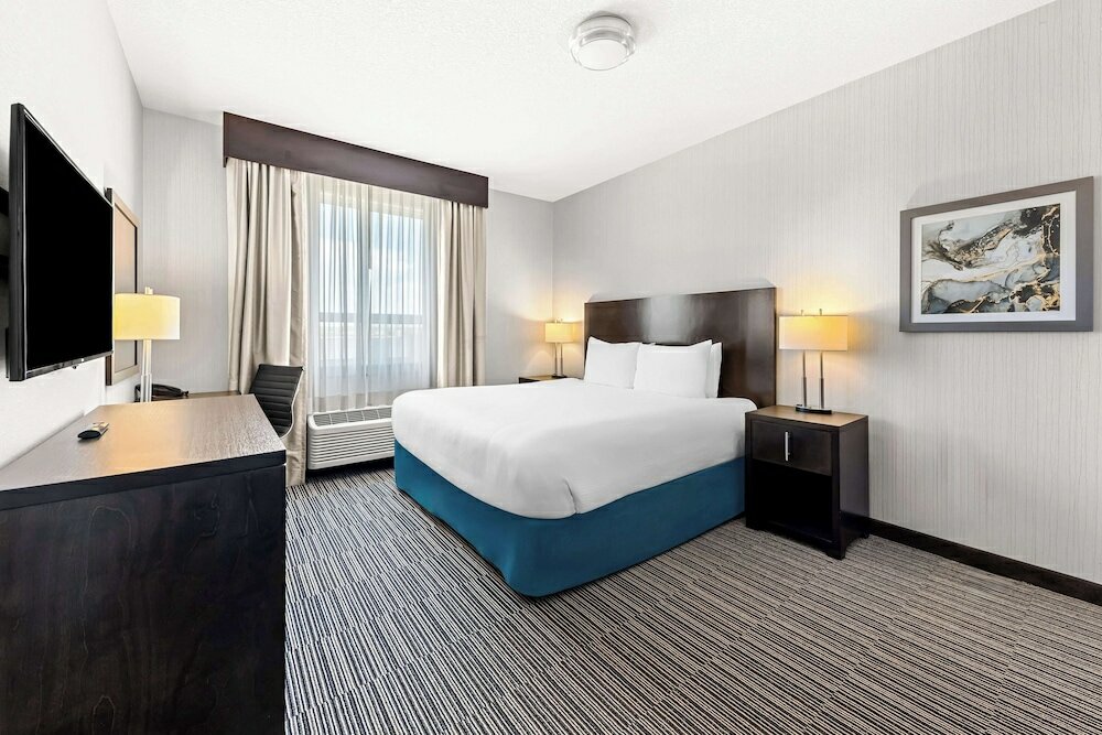 Фото Best Western Plus Airdrie Gateway