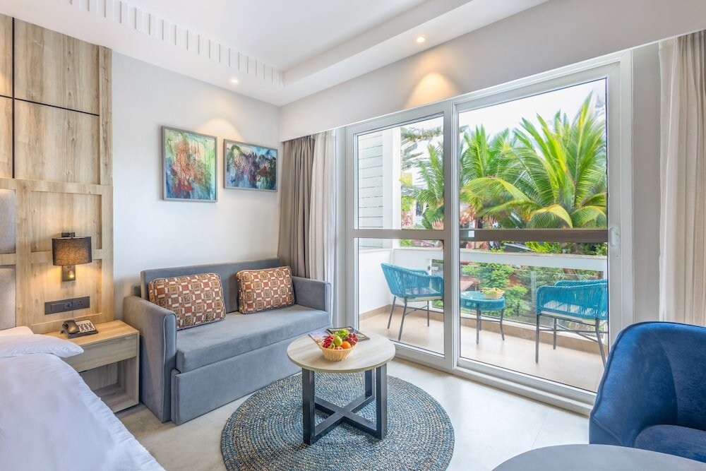 Фото Ramada by Wyndham Goa Arpora