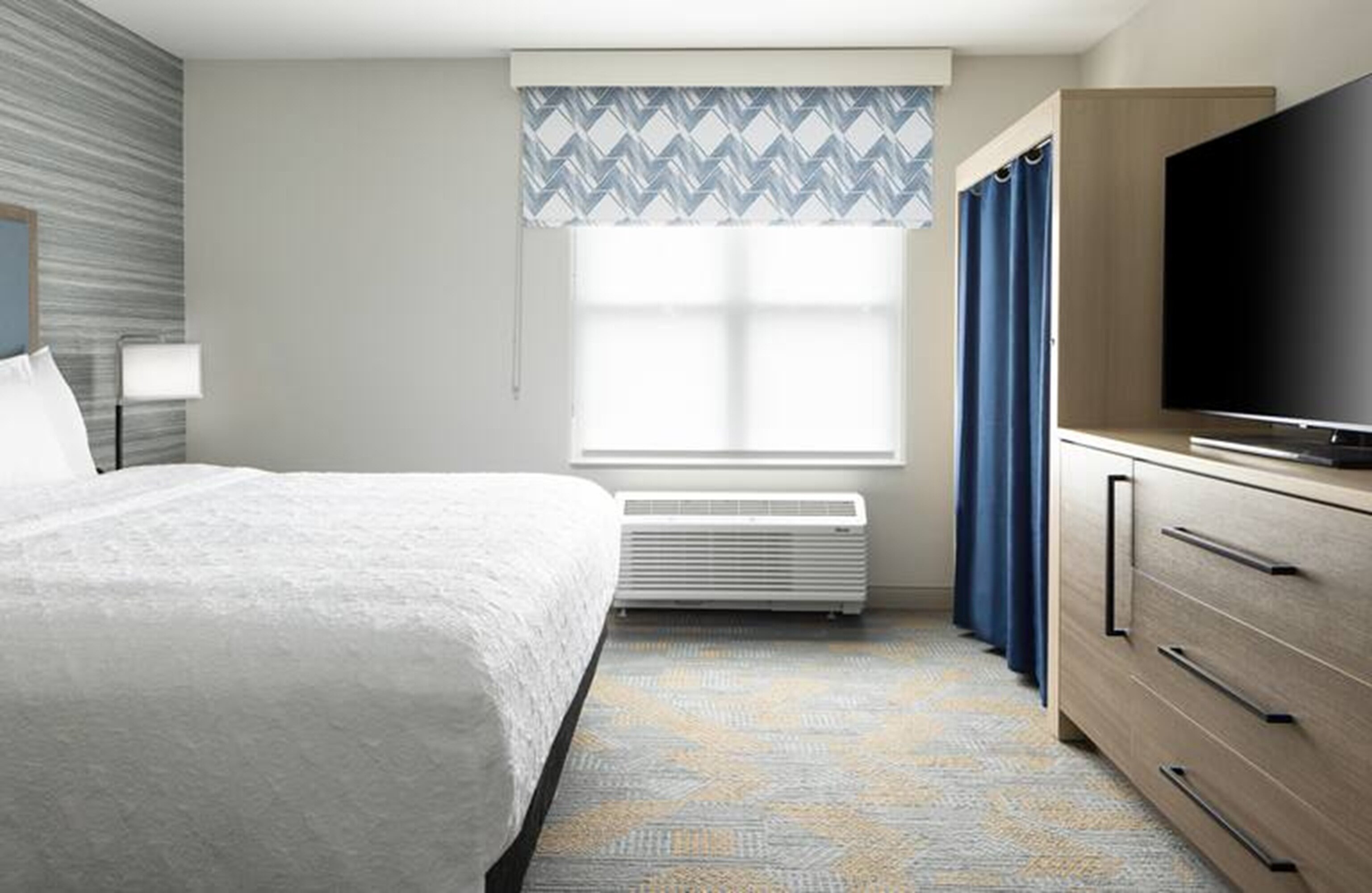 Фото Kittery Inn and Suites