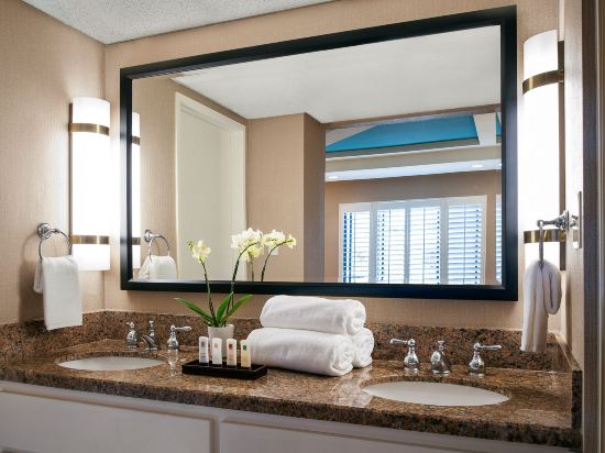 Фото Empress Hotel of La Jolla