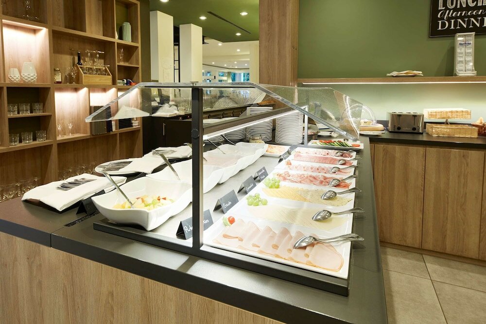 Фото Nestor Hotel Neckarsulm