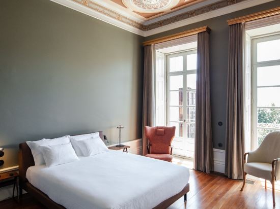 Фото Menina Colina Guesthouse