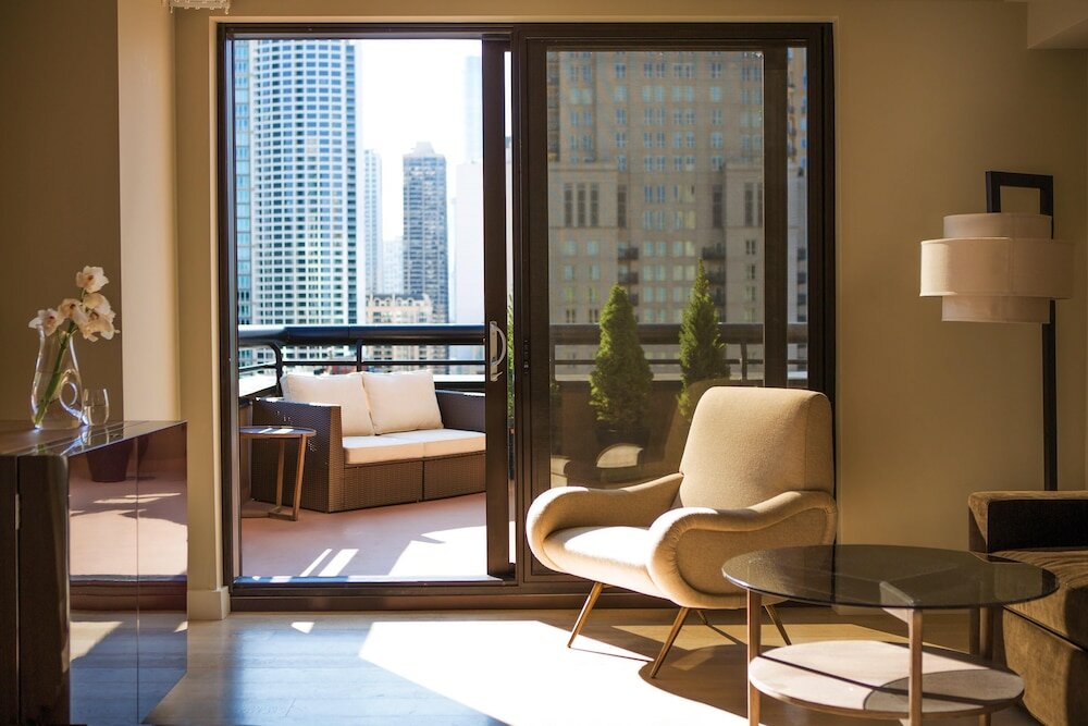 Фото Thompson Chicago by Hyatt