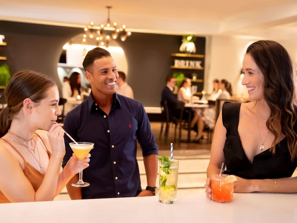 Фото Novotel Sydney International Airport Hotel