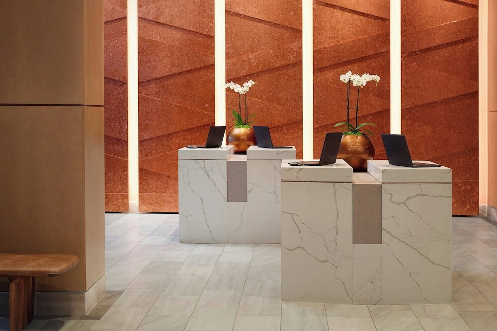 Фото Lexington Marriott City Center