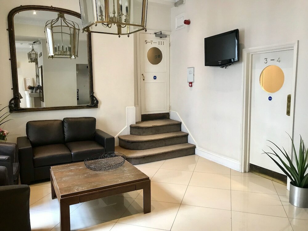 Фото Wedgewood Hotel