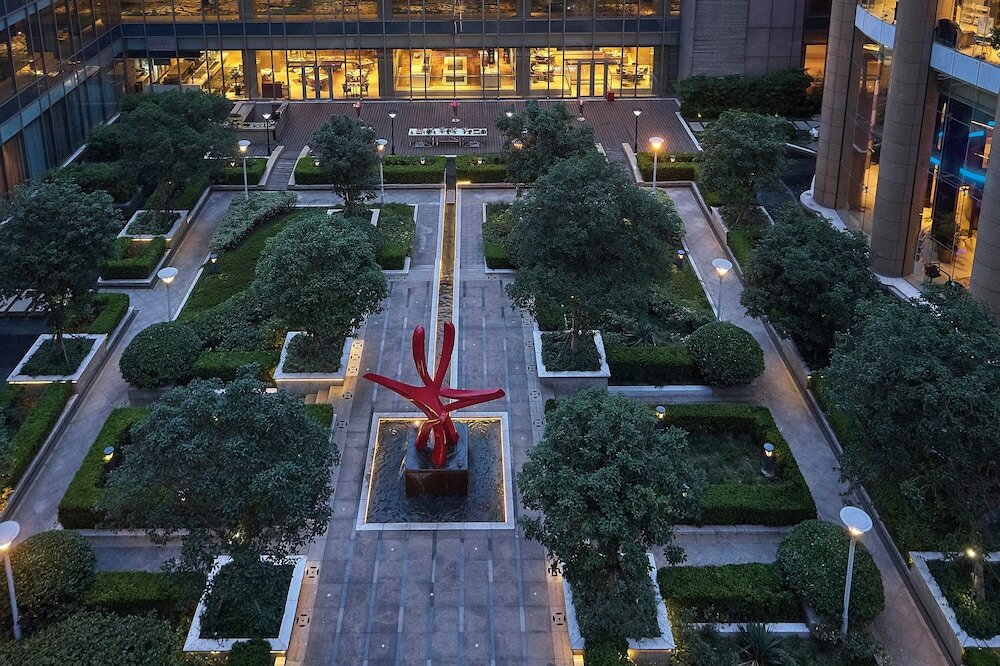 Фото Sheraton Grand Shanghai Pudong Hotel & Residences