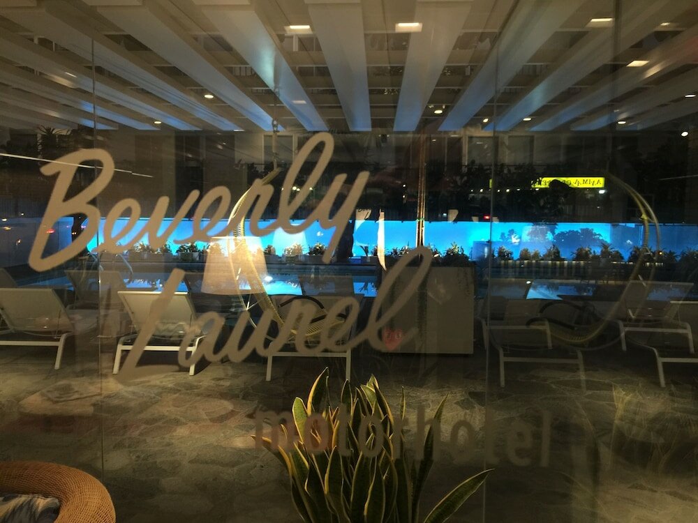 Фото Beverly Laurel Hotel