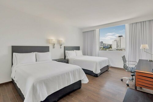Гостиница Fiesta Inn Insurgentes Sur в Мехико