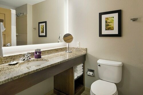 Гостиница Clubhouse Hotel & Suites Pierre в Пирре