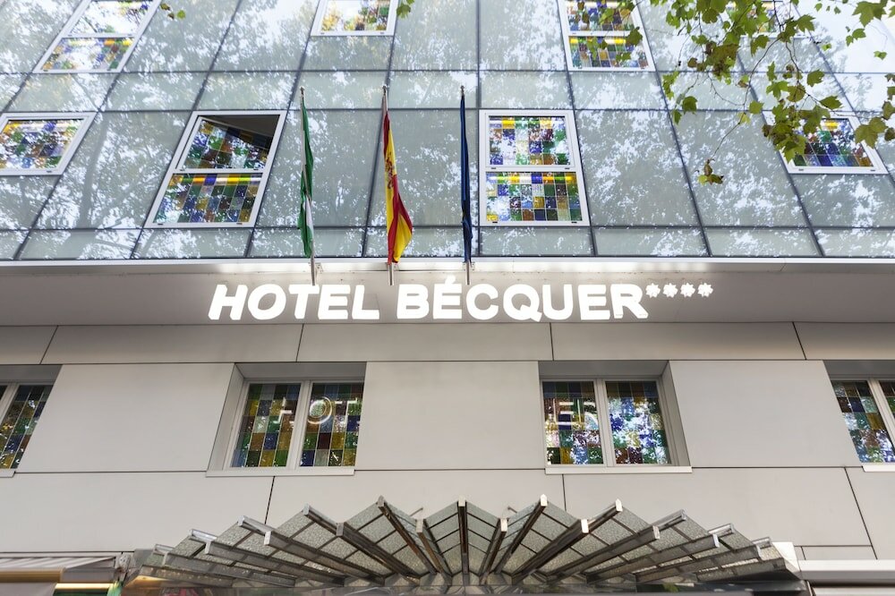 Фото Hotel Bécquer