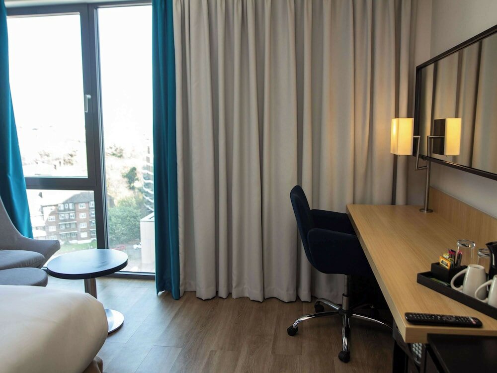 Фото Novotel London Wembley