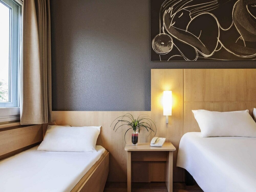 Фото Ibis Barcelona Cornella