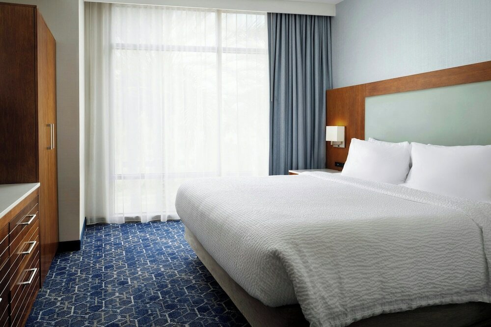 Фото SpringHill Suites by Marriott at Anaheim Resort/Conv. Cntr