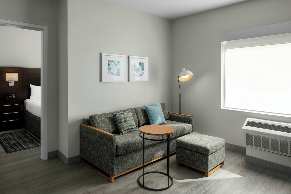 Фото Towneplace Suites Anchorage Midtown