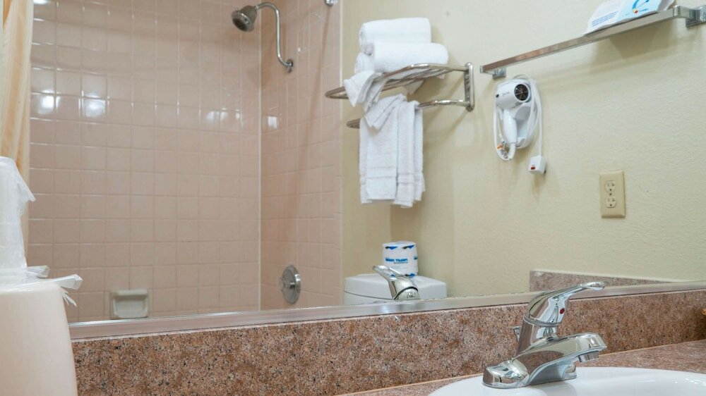 Фото Motel 6 Anaheim Hills
