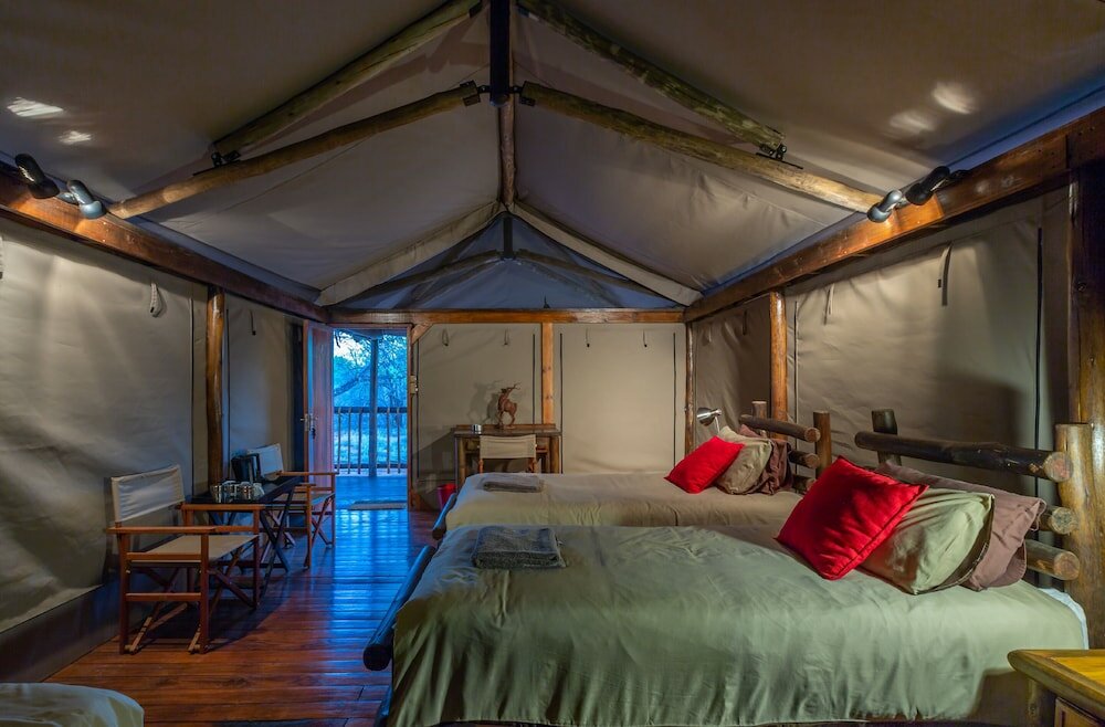 Фото Iphofolo Lodge