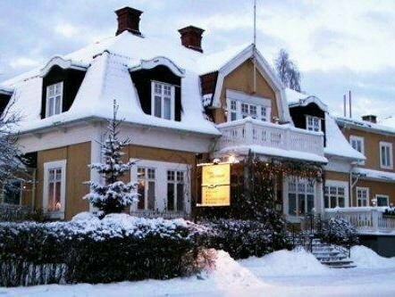 Гостиница Broby Gästgivaregård в Лене Вермланд