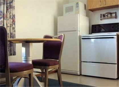 Гостиница Polar Inn & Suites в Черчилле