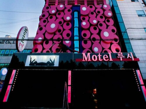 Гостиница Lucy Motel в Сувоне