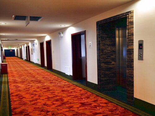 Гостиница GreenTree Inn Zhangjiakou Jinding Ci’er Mountain Road Business Hotel в Чжанцзякоу
