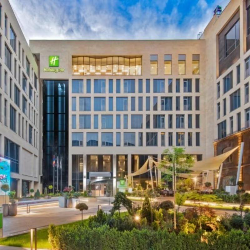 Фото Holiday Inn Yerevan Republic Square
