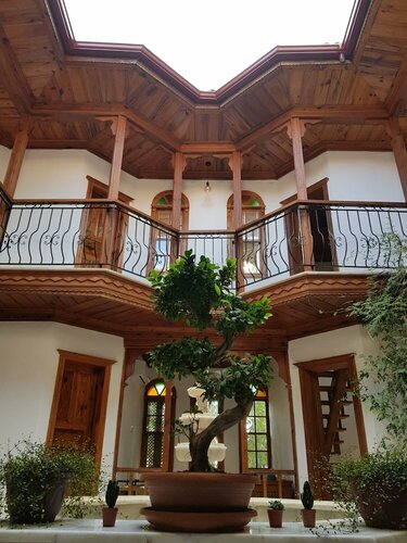 Room Kite Mansion