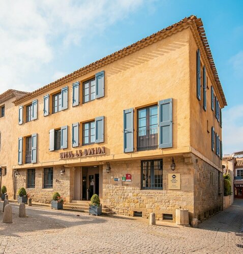 Гостиница Hôtel Le Donjon - Coeur de la Cité Médiévale в Каркассоне